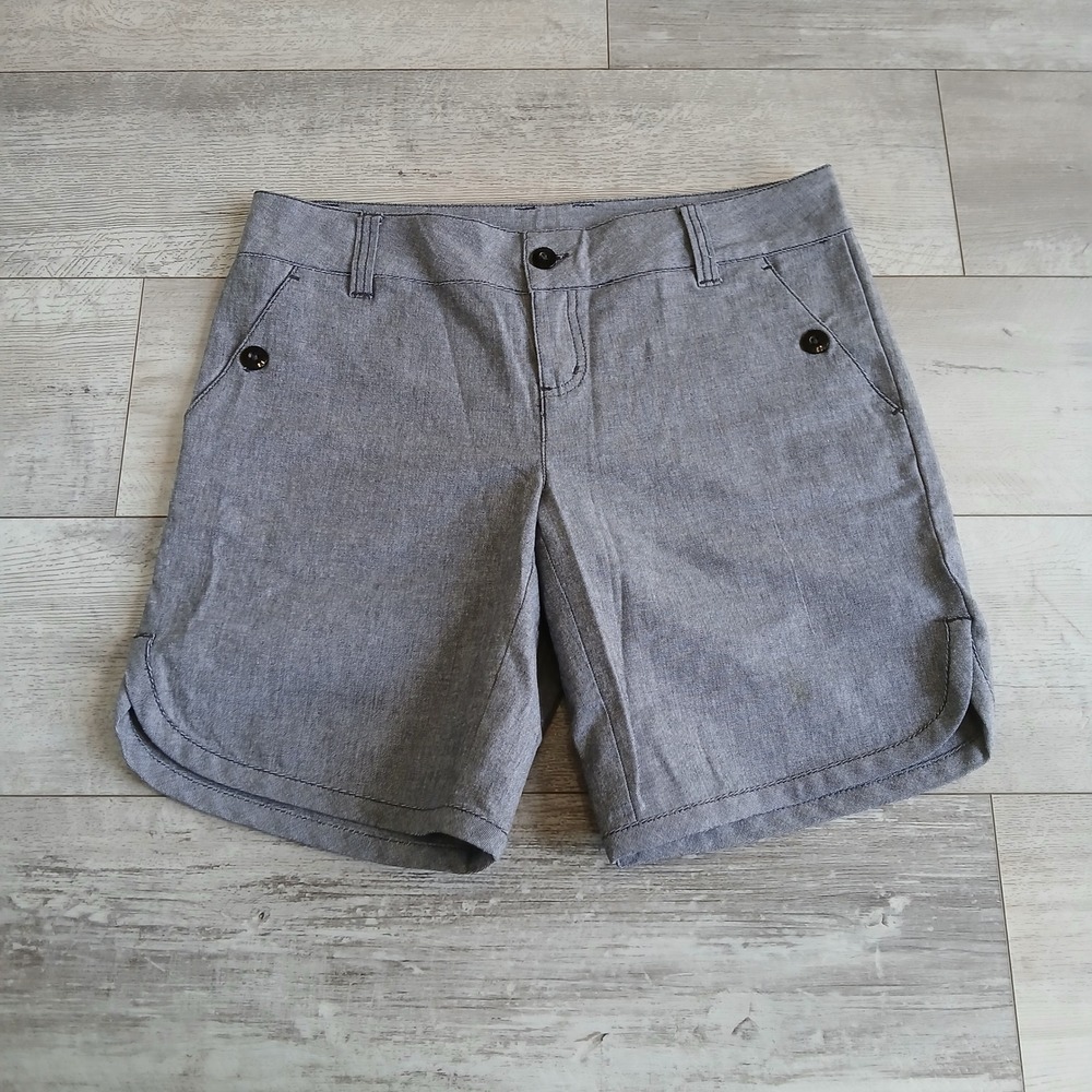 Oakley Womens Size 10 Blue Gray Shorts Cotton Blend Casual Walking Everyday